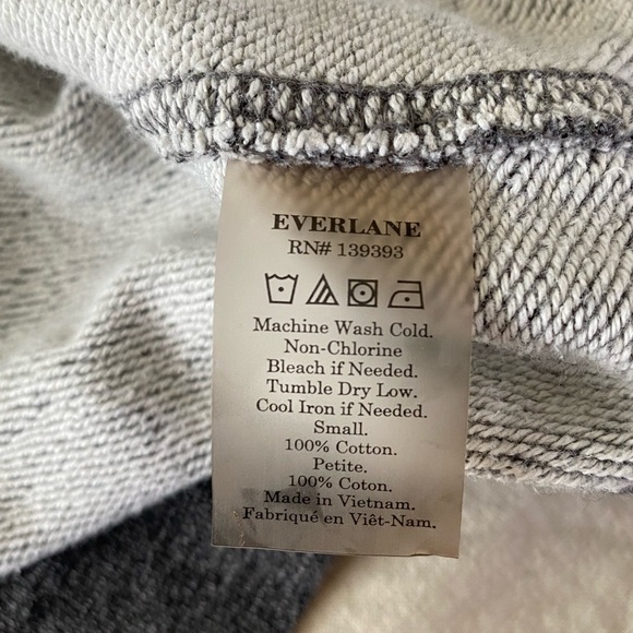 Everlane Gray Crew Neck Sweatshirt - Picture 4 of 5